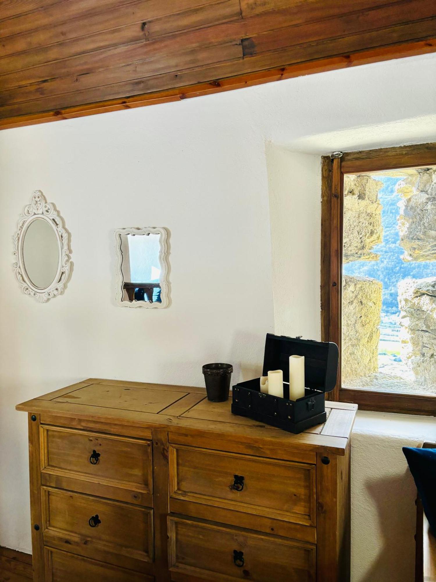 Foppoli Castle, Private 11Th Century Fortress With Panoramic View, Sauna And Hot Tub Overlooking The Valtellina Mazzo di Valtellina Exterior foto